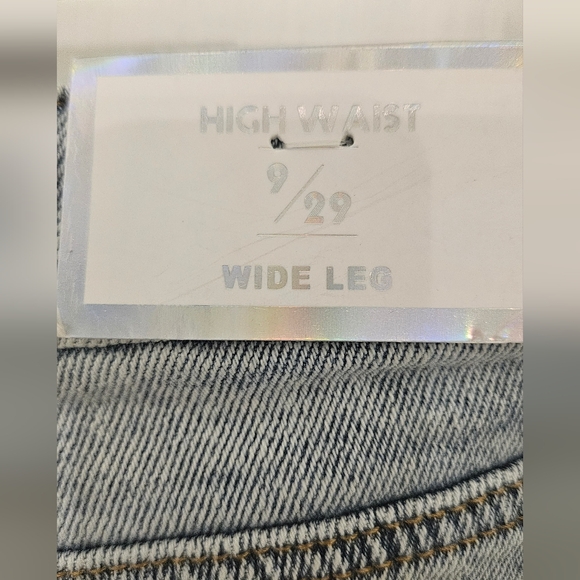 BNWT Wide Leg Jeans with cute and subtle white butterfly design. - Picture 4 of 4